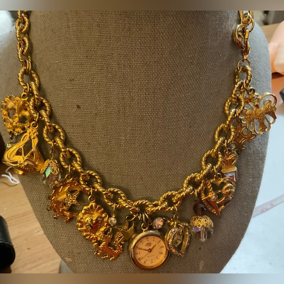 Kirk’s Folly: women’s bracelet and watch heart moon gold tone 10 1/2 “inches. - Picture 4 of 7